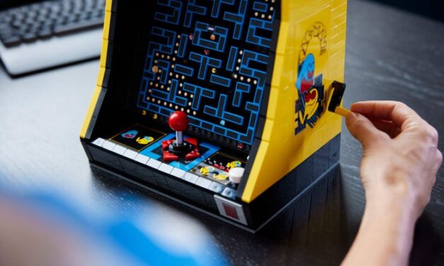 Pac-Man | Inside Lego’s £230 arcade set